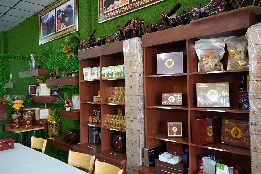 Các sản phẩm chế biến từ đông trùng hạ thảo của Công ty Song Bill