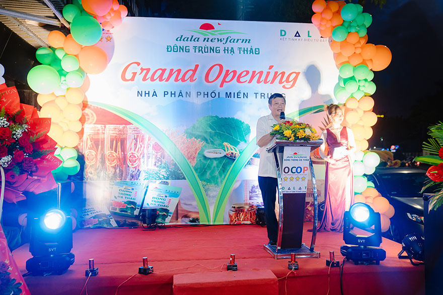 Ông Hà Ngọc Anh, nguyên Phó ban dân vận Trung Ương phát biểu tại buổi lễ.